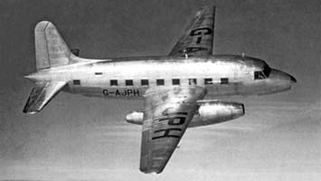 Самолет «Вайкаунт» 663 с турбореактивными двигателями Роллс-Ройс «Тэй».