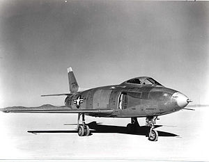 F-86C (YF-93A) с турбореактивным двигателем J-48-P-6