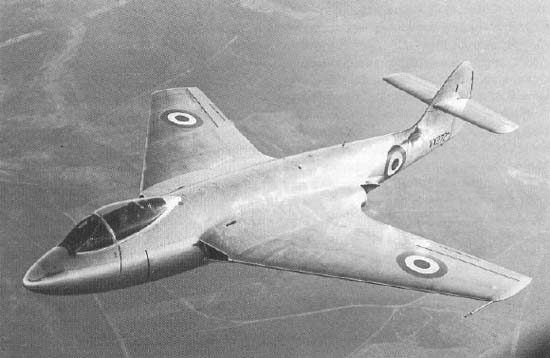 Первый самолет P.1052 летающий со стреловидным хвостовым оперением.