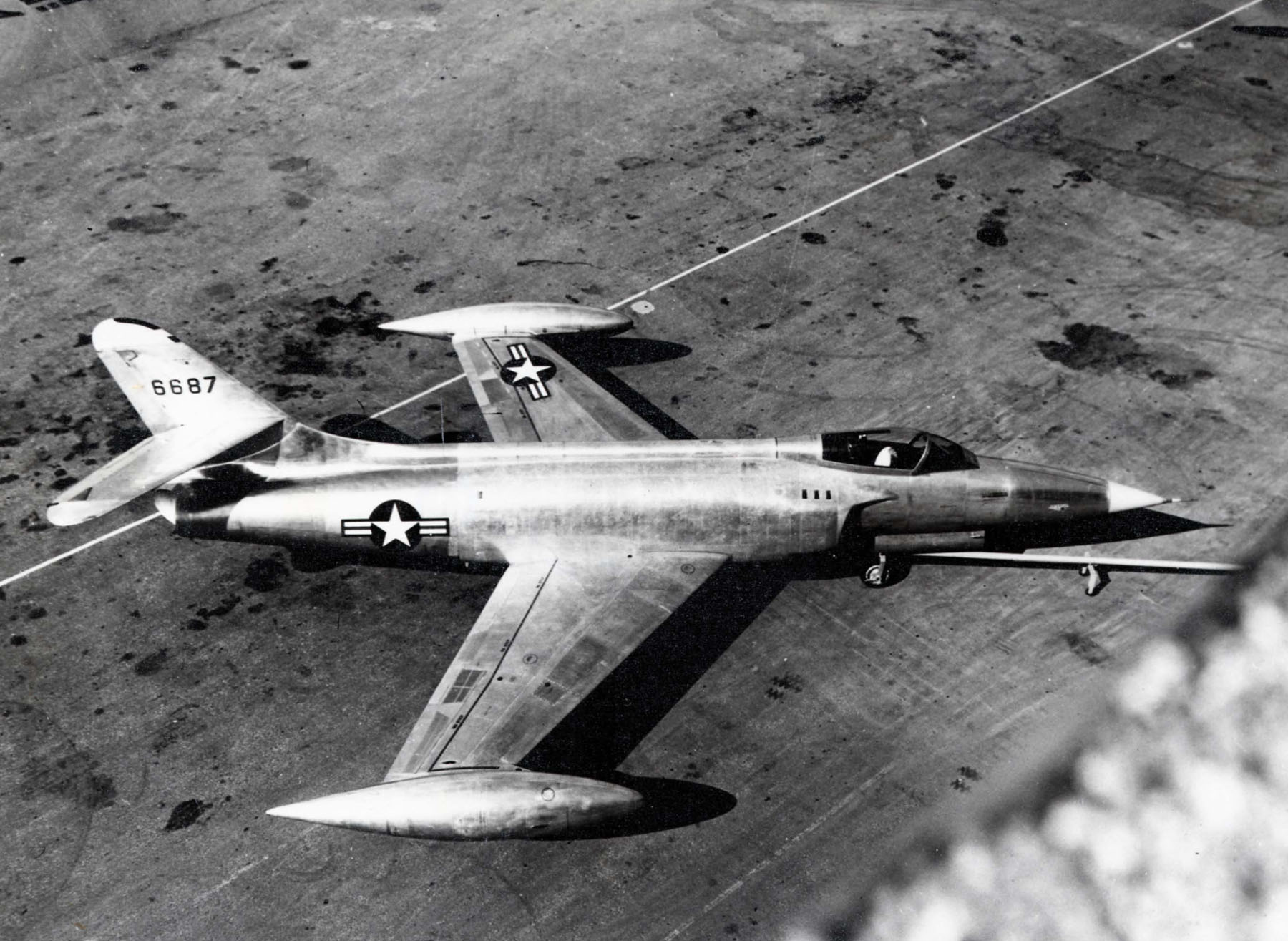 Опытный образец истребителя XF-90